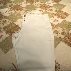 Jeans white